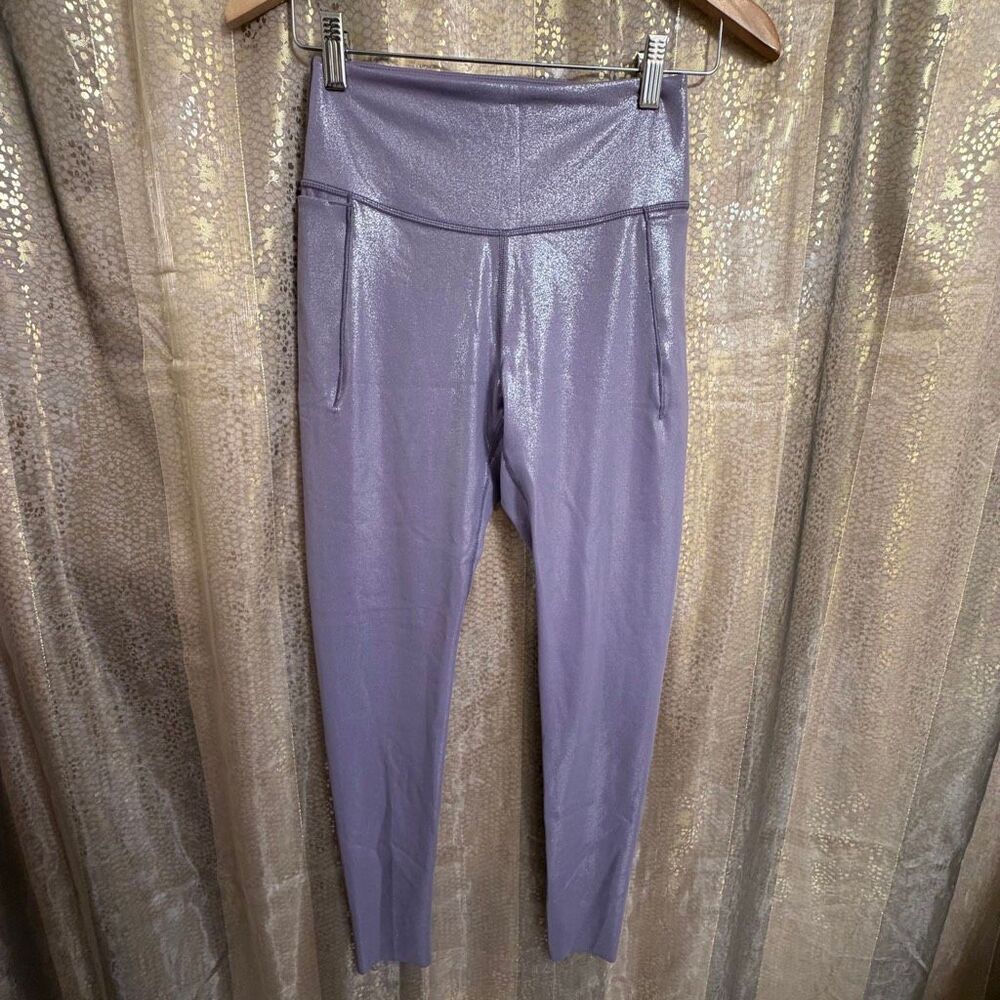 PINK Victorias Secret Lavender Sparkly Foil Shimmer Relay Leggings Medium NWT